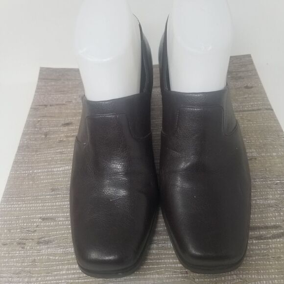 Franco Sarto, Size 8.. Great office wear. - Picture 1 of 11